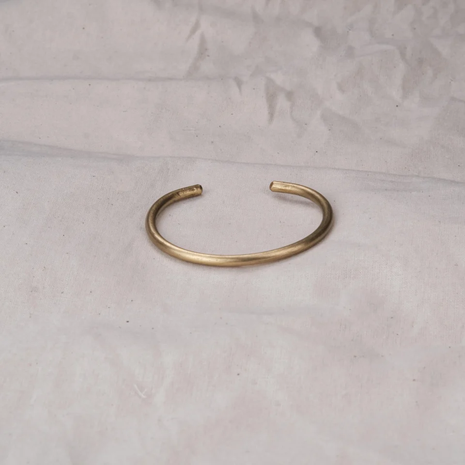 Vòng tay trơn vàng-1