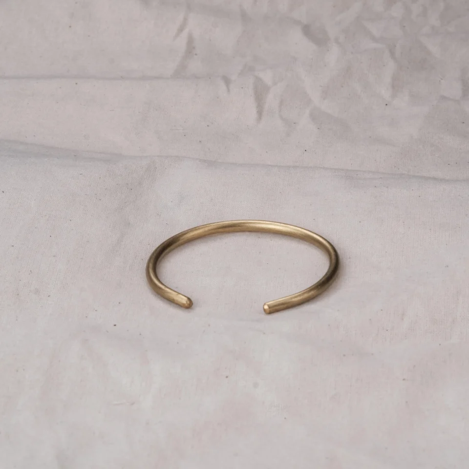 Vòng tay trơn vàng-2