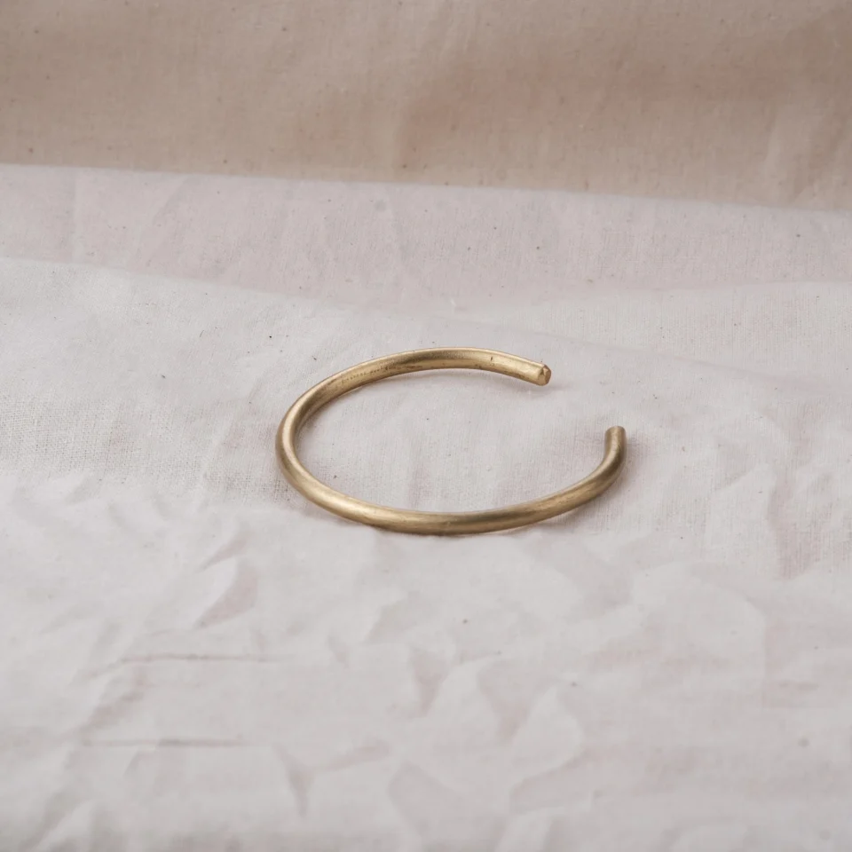 Vòng tay trơn vàng-4