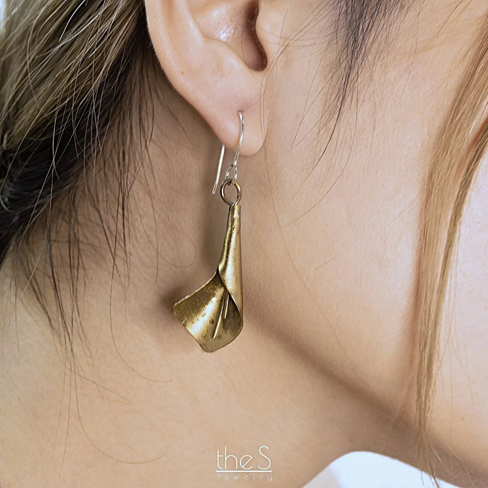 khuyen_tai_ong_calla_lily_0001