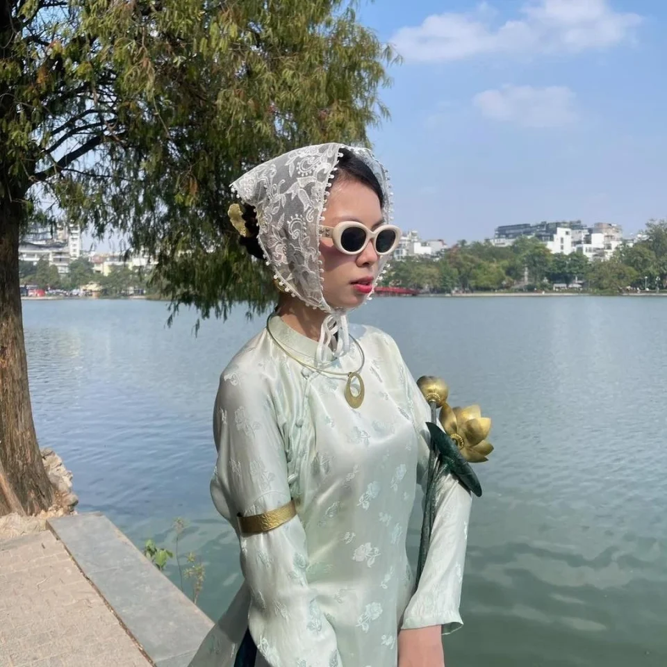 kieng_ong_ban_nguyet_0004_crop