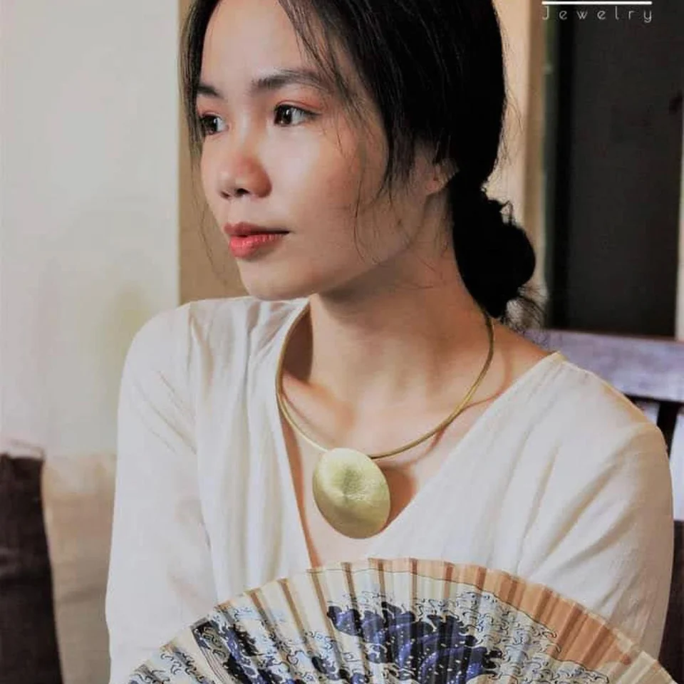 kieng_tron_tia_0002_crop