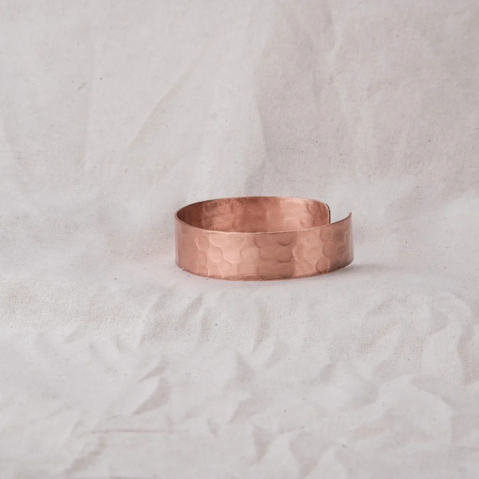 vong_tay_cham_go_hong_0009