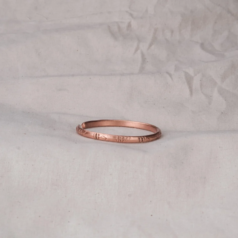 vong_tay_cham_tre_hong_0002