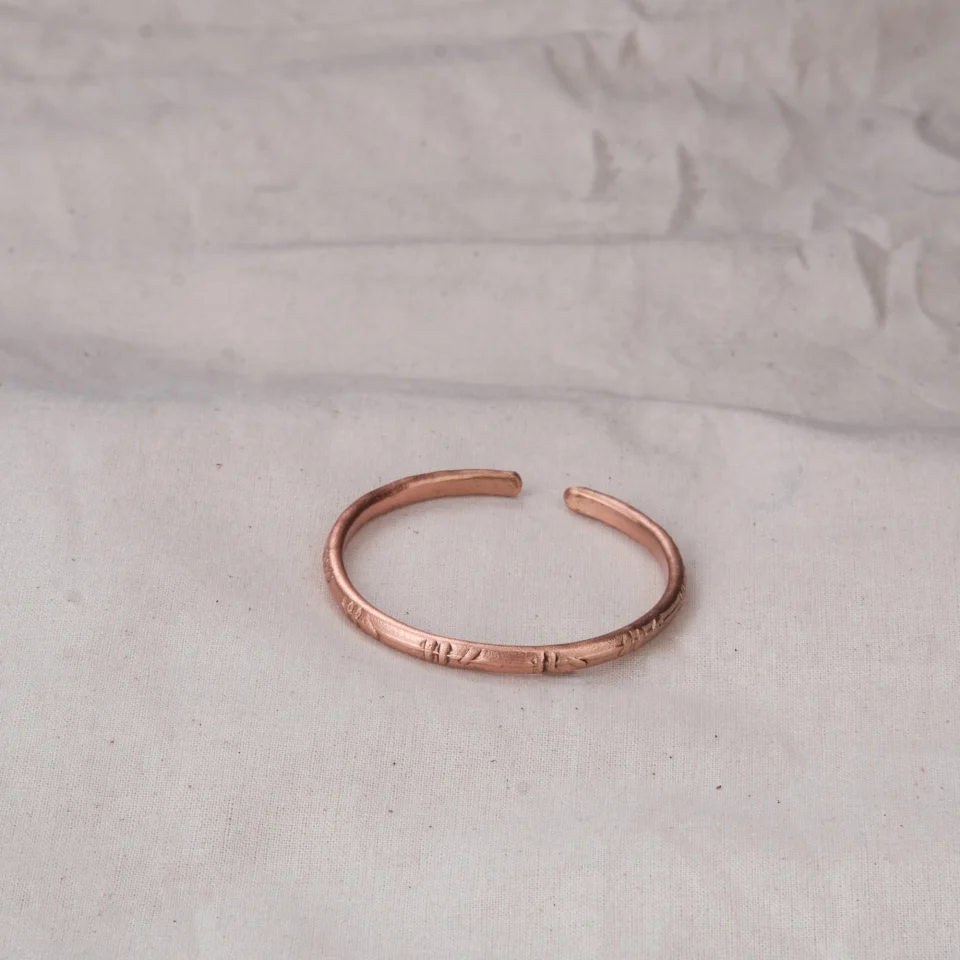 vong_tay_cham_tre_hong_0003