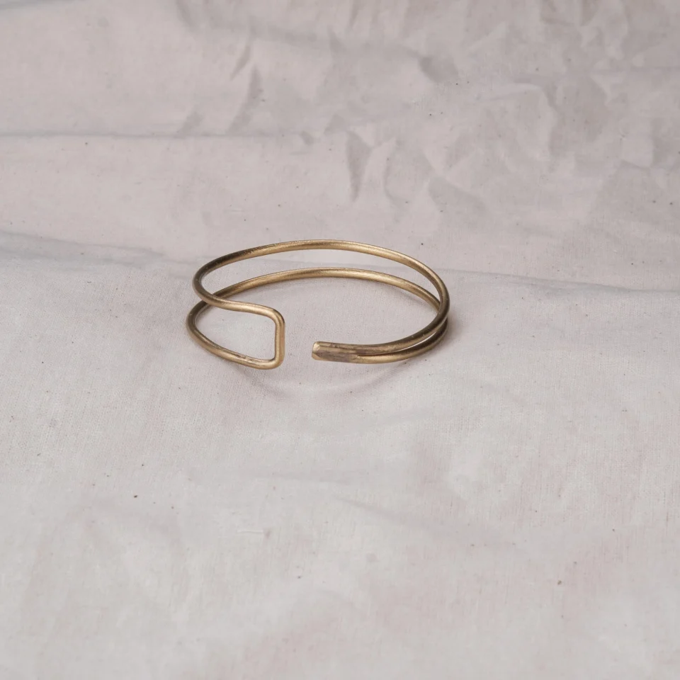 vong_tay_kep_vang_0011