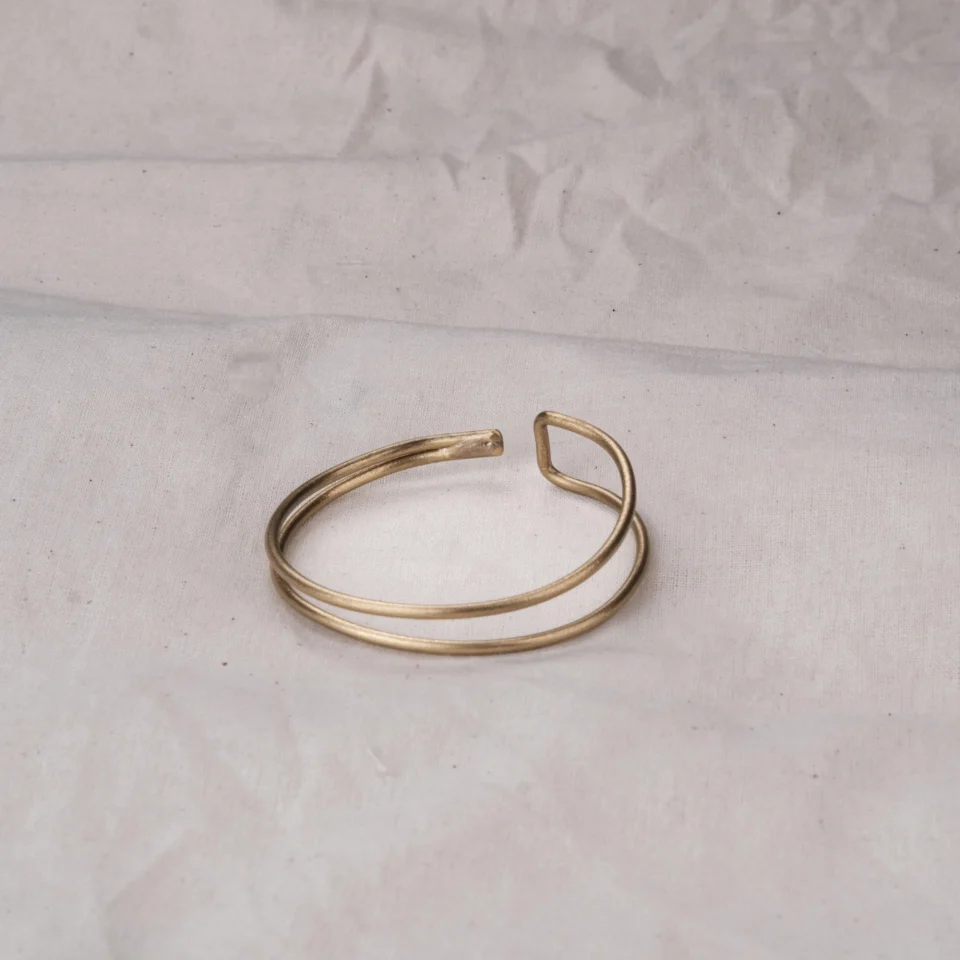 vong_tay_kep_vang_0012