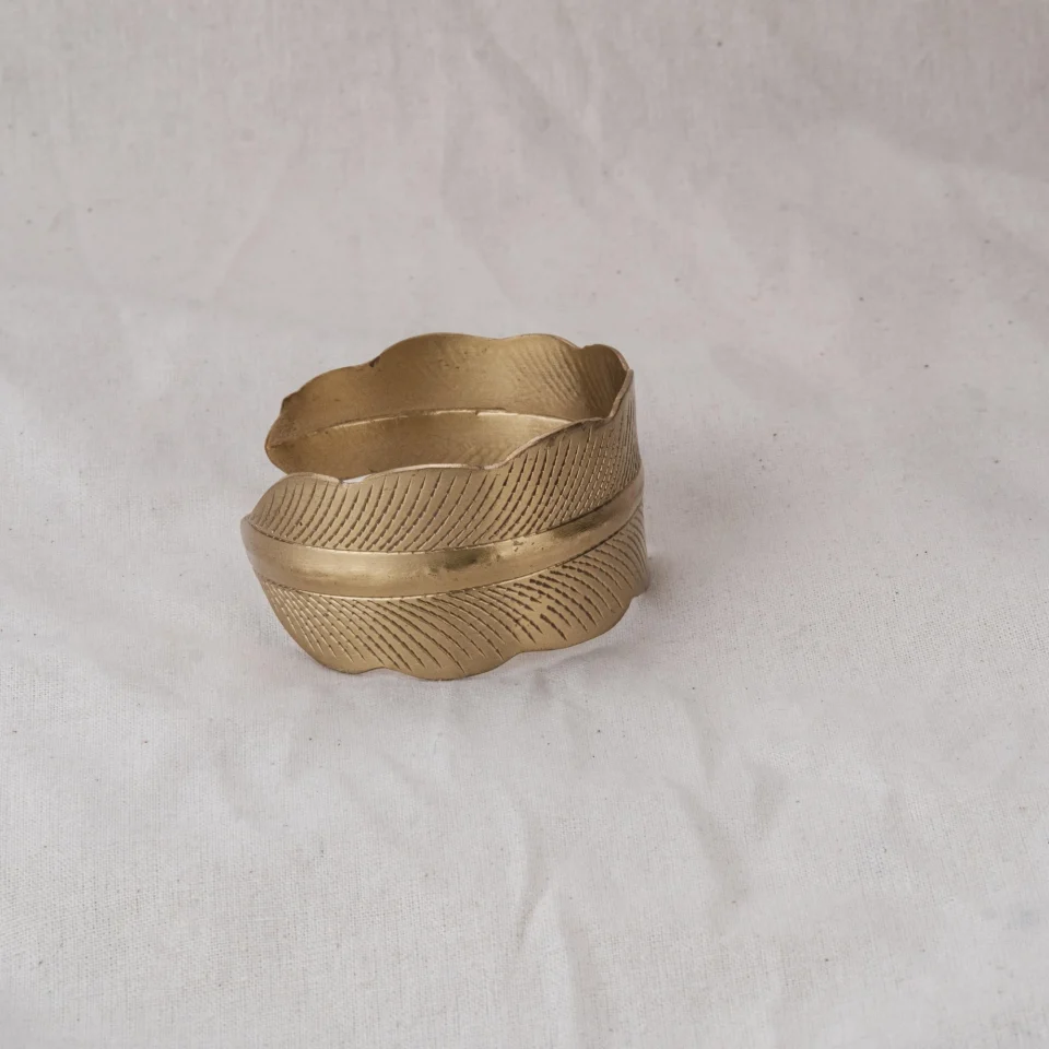 vong_tay_ong_cham_long_vu_0005