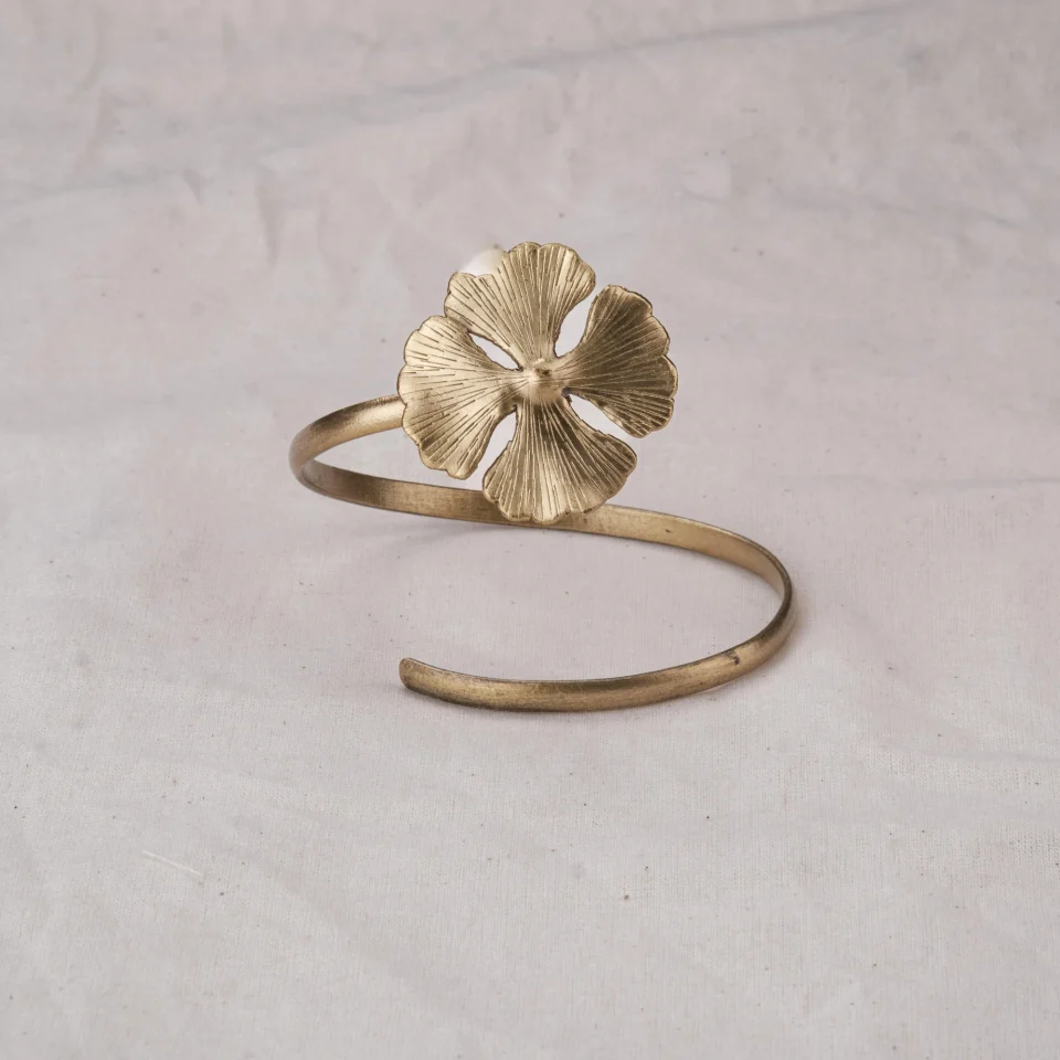 vong_tay_ong_co_4_la_0004